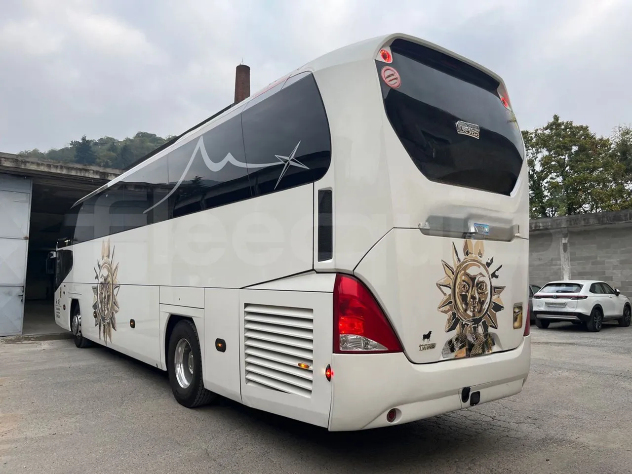 Neoplan Cityliner P14 - EURO6 - 324KW -12.240MT - 3/4 left rear side