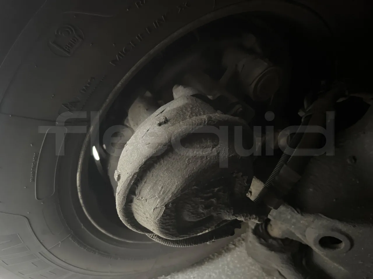 Neoplan Cityliner P14 - EURO6 - 324KW -12.240MT - front brake calipers left