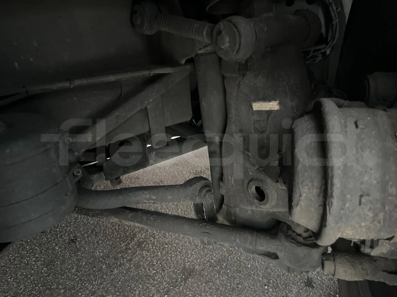 Neoplan Cityliner P14 - EURO6 - 324KW -12.240MT - front shock absorbers right