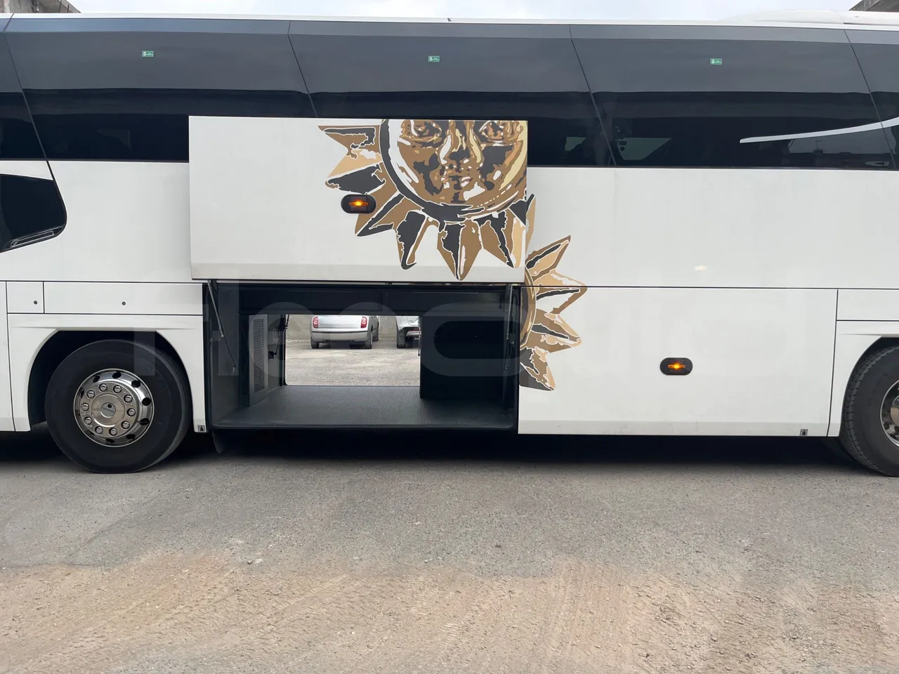 Neoplan Cityliner P14 - EURO6 - 324KW -12.240MT - luggage rack photo