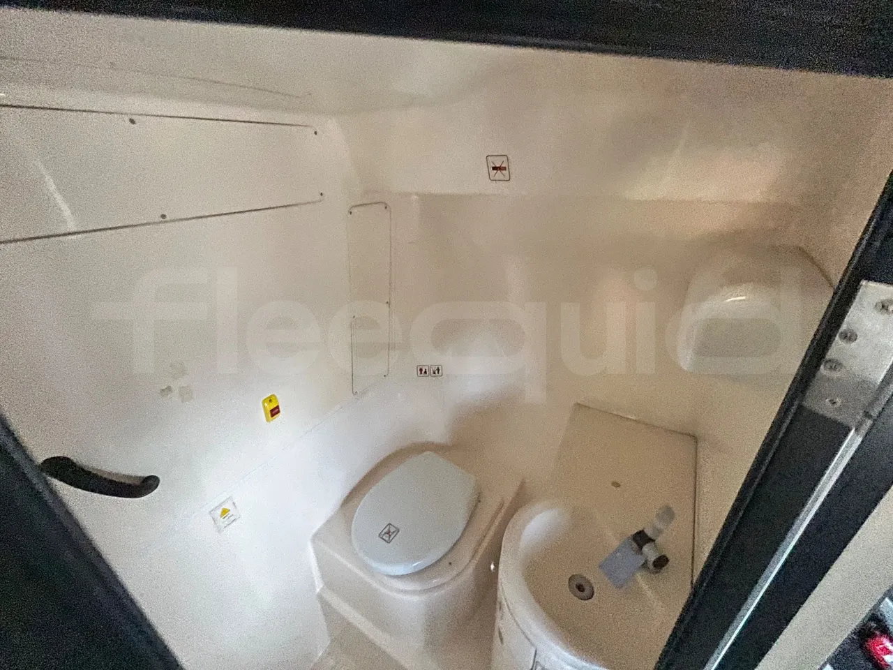 Temsa MD9 A A4F 3 - Euro6 - 213kW - 9.380mt - toilette accessories photo