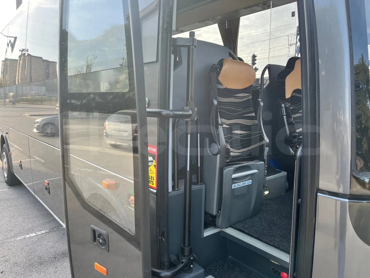 Temsa MD9 A A4F 3 - Euro6 - 213kW - 9.380mt - door mechanism photo