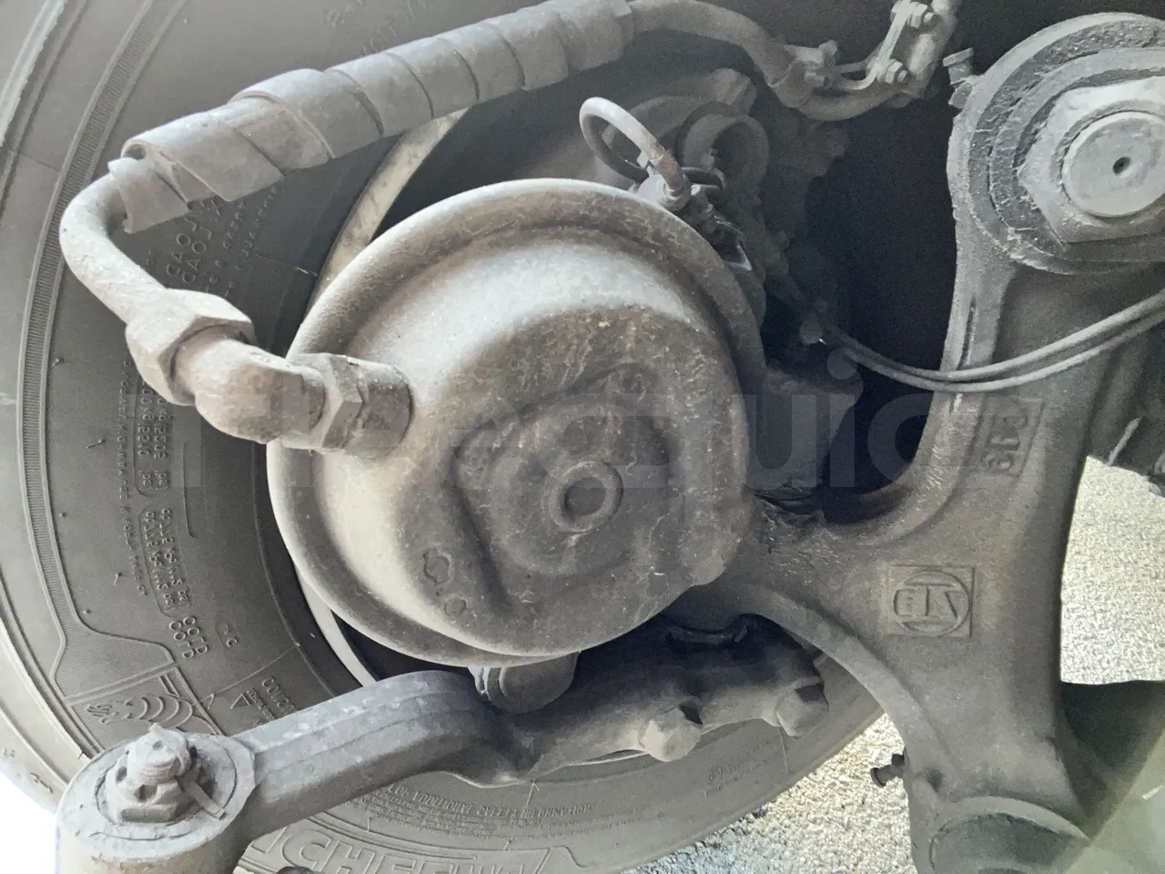 Temsa MD9 A A4F 3 - Euro6 - 213kW - 9.380mt - front brake calipers left