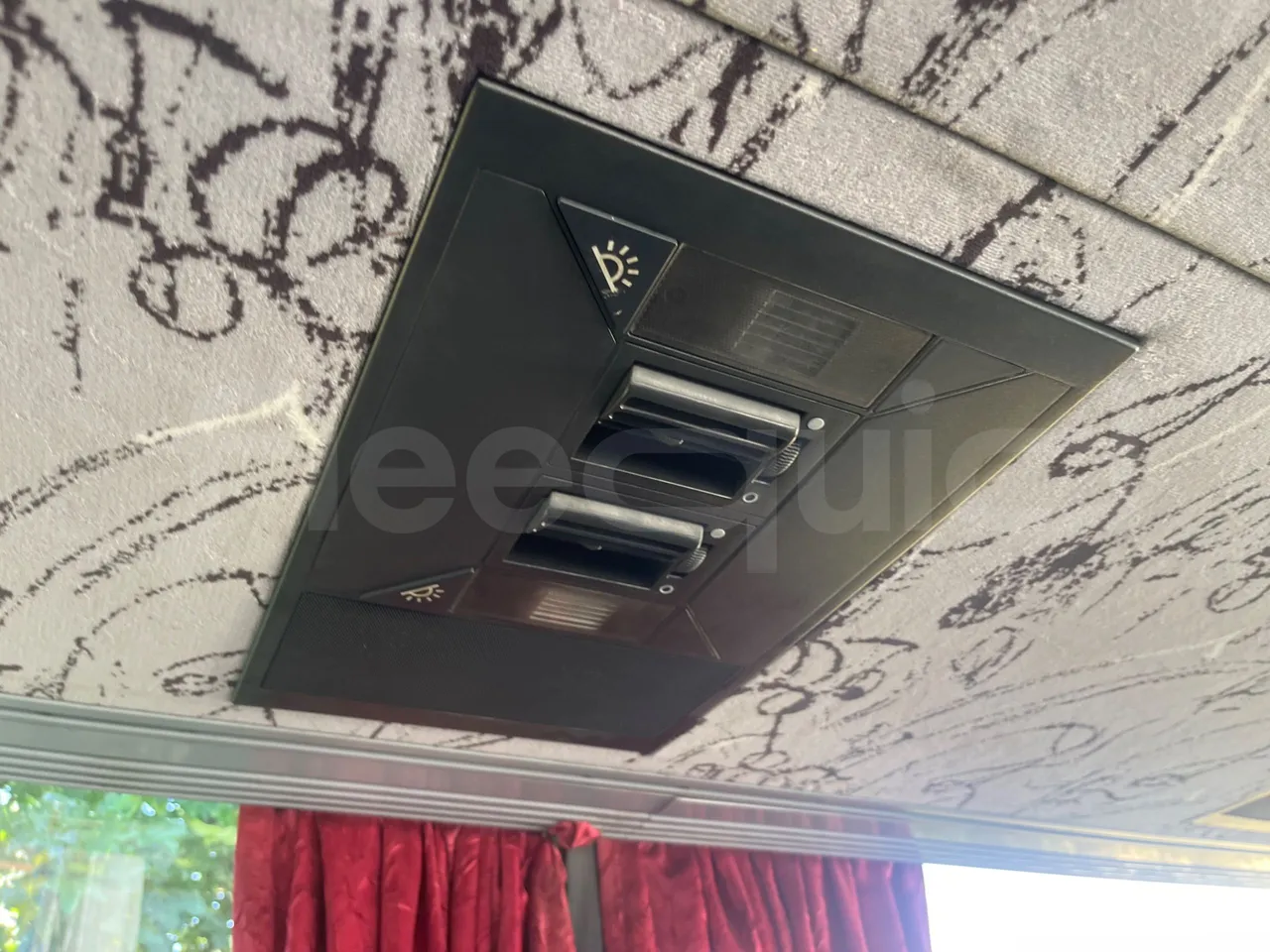 Setra S315 HD/ Euro 2 - 280 Kw - 12 Mt - central seat safety belt