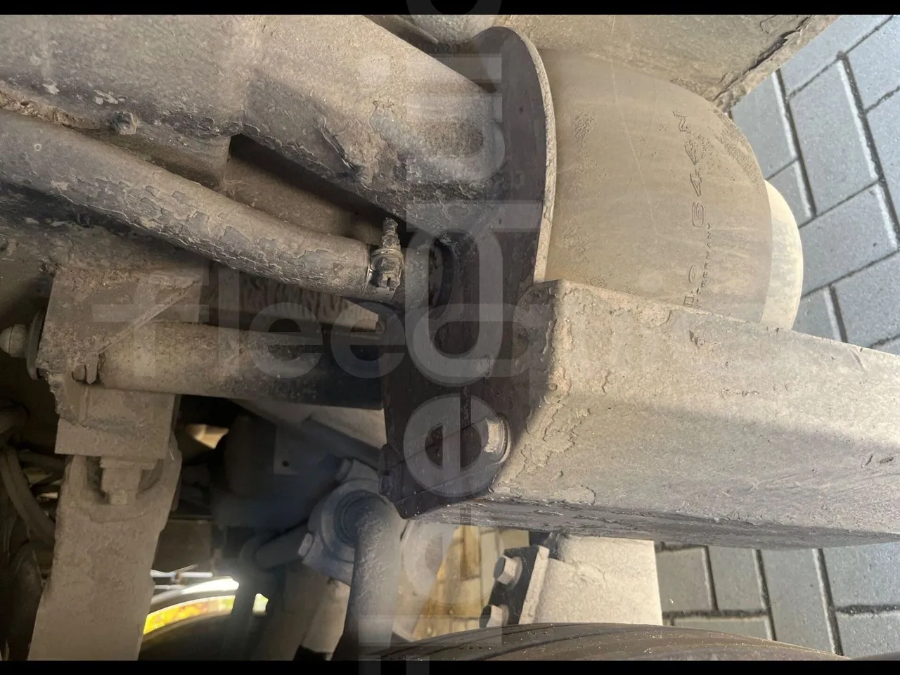 Setra S315 HD/ Euro 2 - 280 Kw - 12 Mt - front brake calipers left