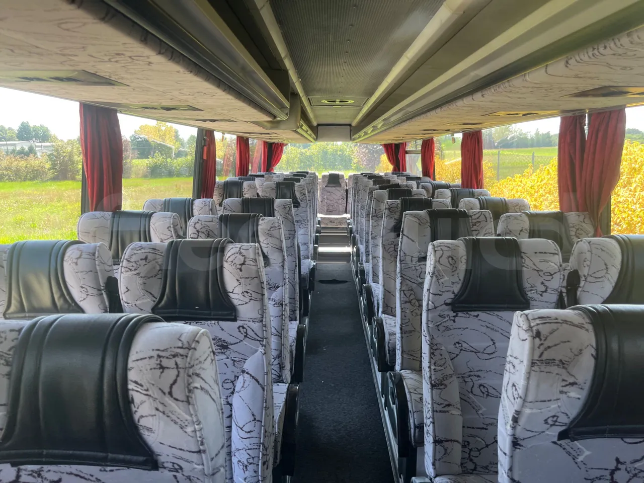 Setra S315 HD/ Euro 2 - 280 Kw - 12 Mt - handrails photo