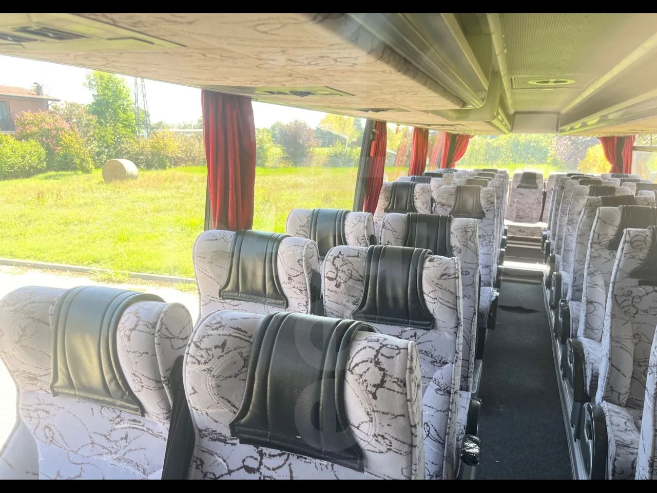 Setra S315 HD/ Euro 2 - 280 Kw - 12 Mt - roof hatch 2