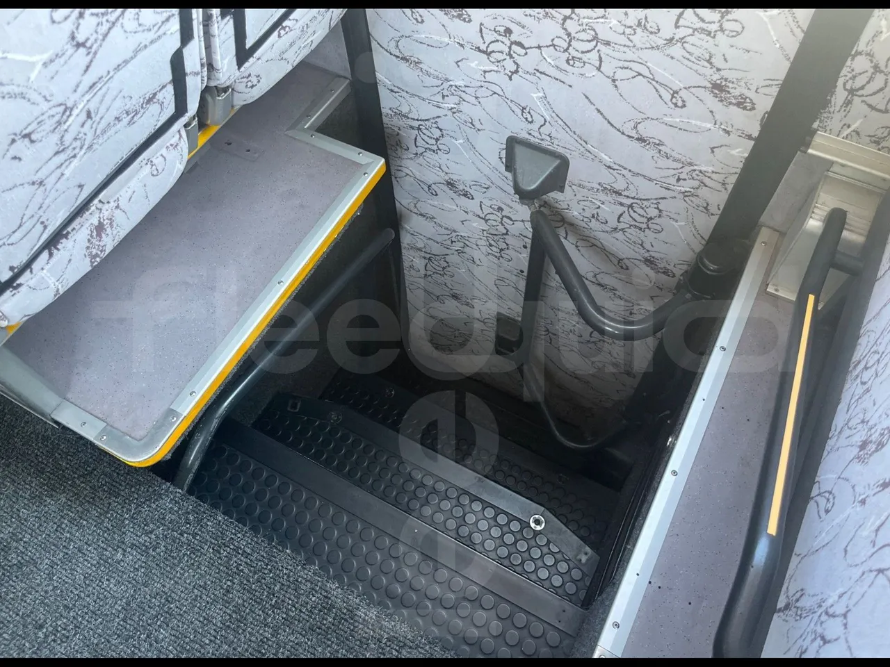 Setra S315 HD/ Euro 2 - 280 Kw - 12 Mt - interior reverse seats driver height (mandatory for bus to scrap)