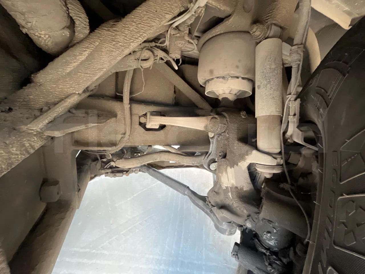Mercedes-Benz OC 500 RF HTAE06-A4GC10/ Euro 3 - 260 Kw - 12.975 Mt - front air springs right