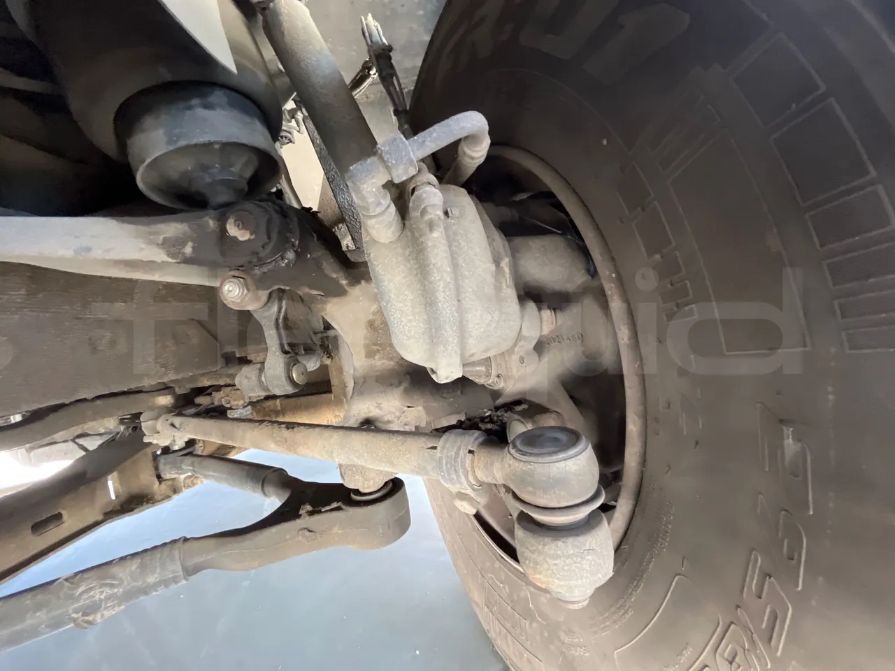 Mercedes-Benz OC 500 RF HTAE06-A4GC10/ Euro 3 - 260 Kw - 12.975 Mt - front brake calipers left