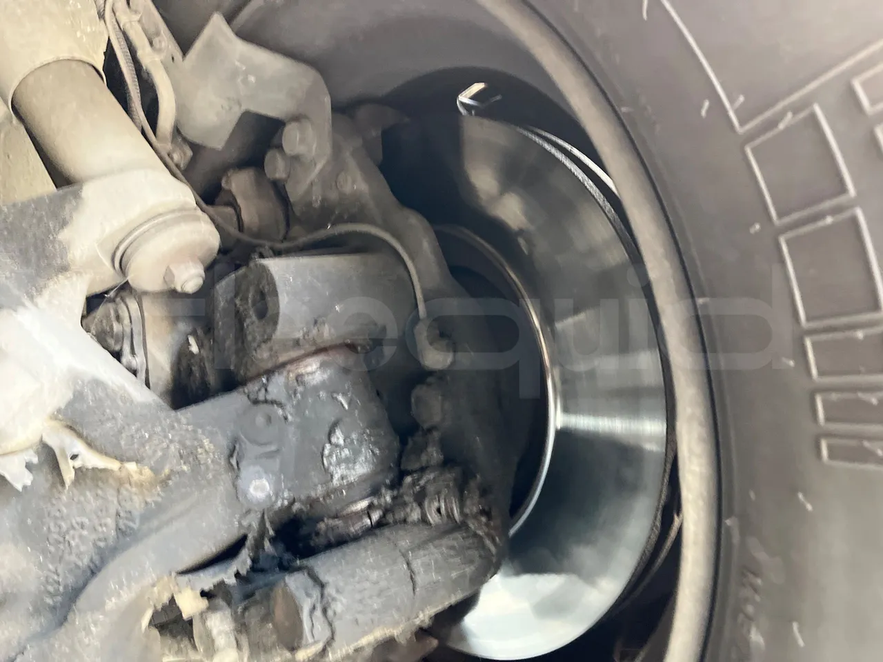 Mercedes-Benz OC 500 RF HTAE06-A4GC10/ Euro 3 - 260 Kw - 12.975 Mt - front discs right