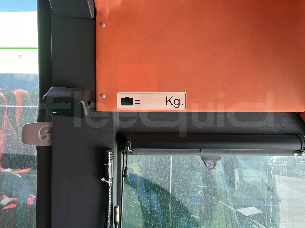 Mercedes-Benz OC 500 RF HTAE06-A4GC10/ Euro 3 - 260 Kw - 12.975 Mt - seat plate photo