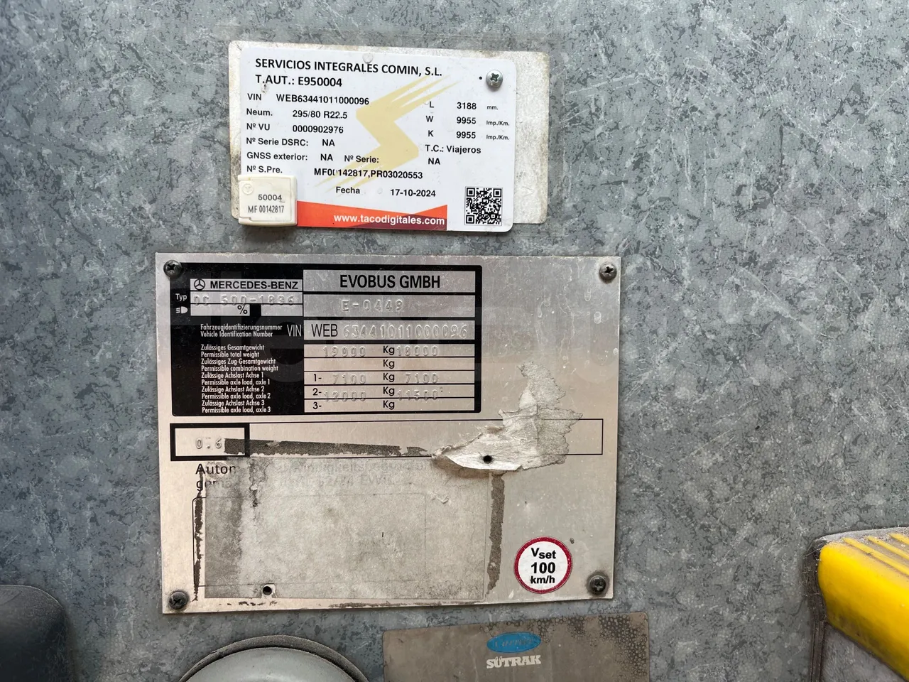Mercedes-Benz OC 500 RF HTAE06-A4GC10/ Euro 3 - 260 Kw - 12.975 Mt - vehicle plate photo