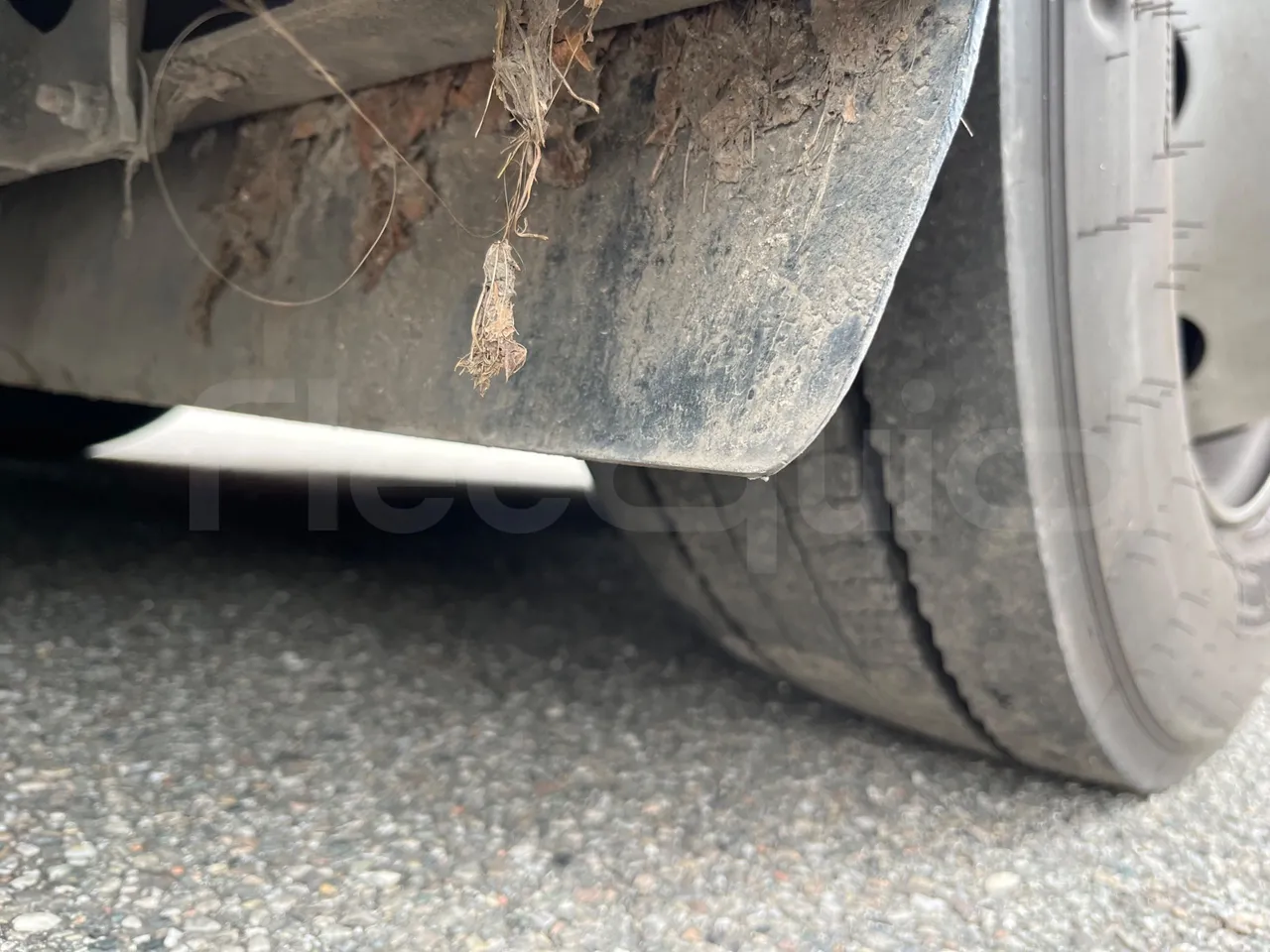 Mercedes-Benz Citaro O 530/2PCL2E4 - Euro 4 - 210 kW - 11,950 mt - tread condition second axle tires right