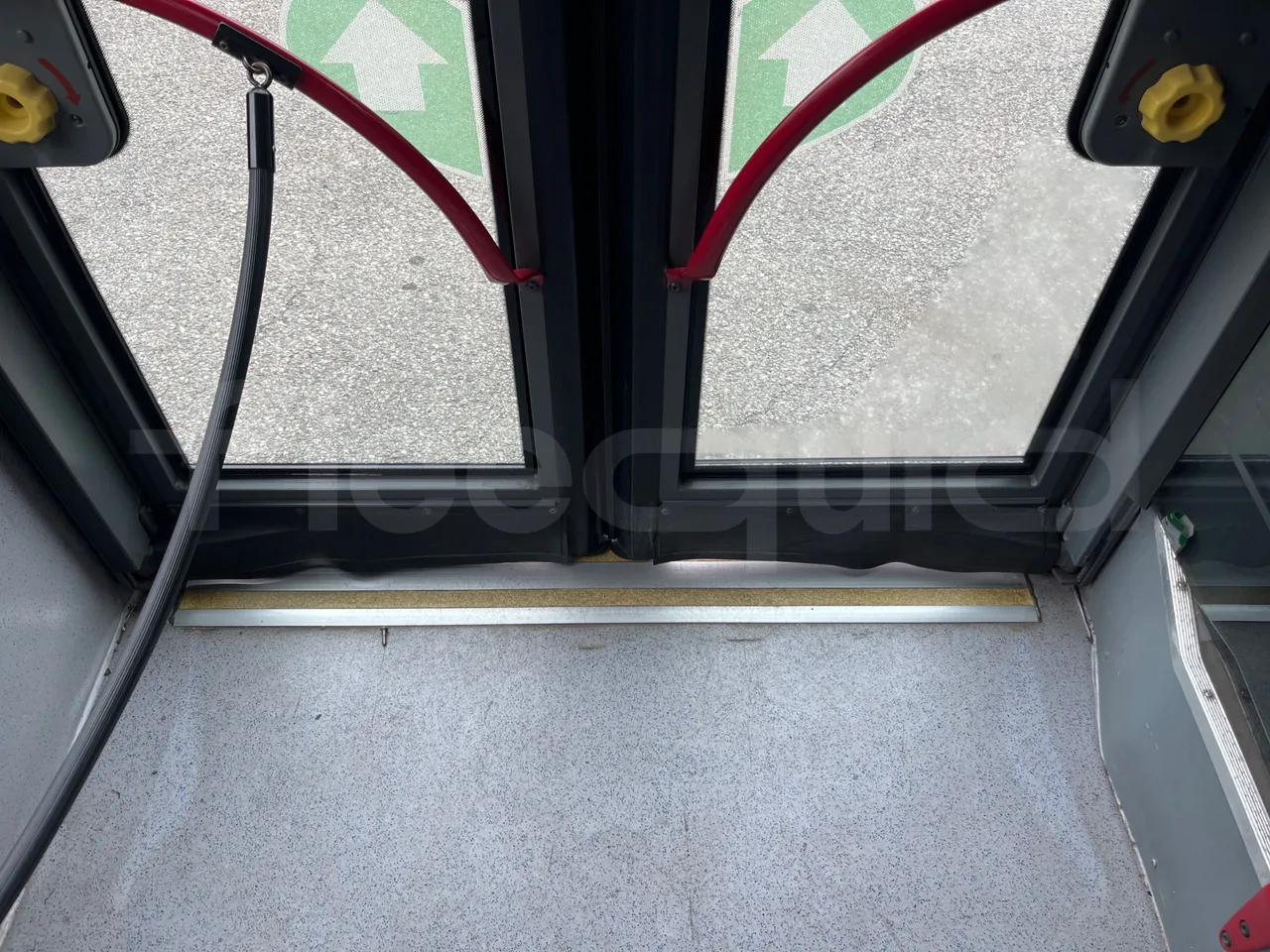 Mercedes-Benz Citaro O 530/2PCL2E4 - Euro 4 - 210 kW - 11,950 mt - hostess seat photo