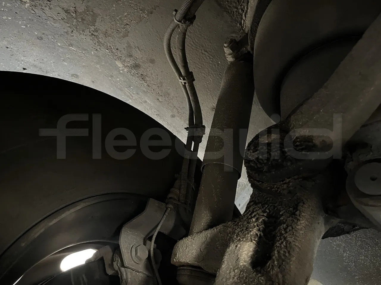 Setra S415 - First Axle Shock Absorbers Left Side