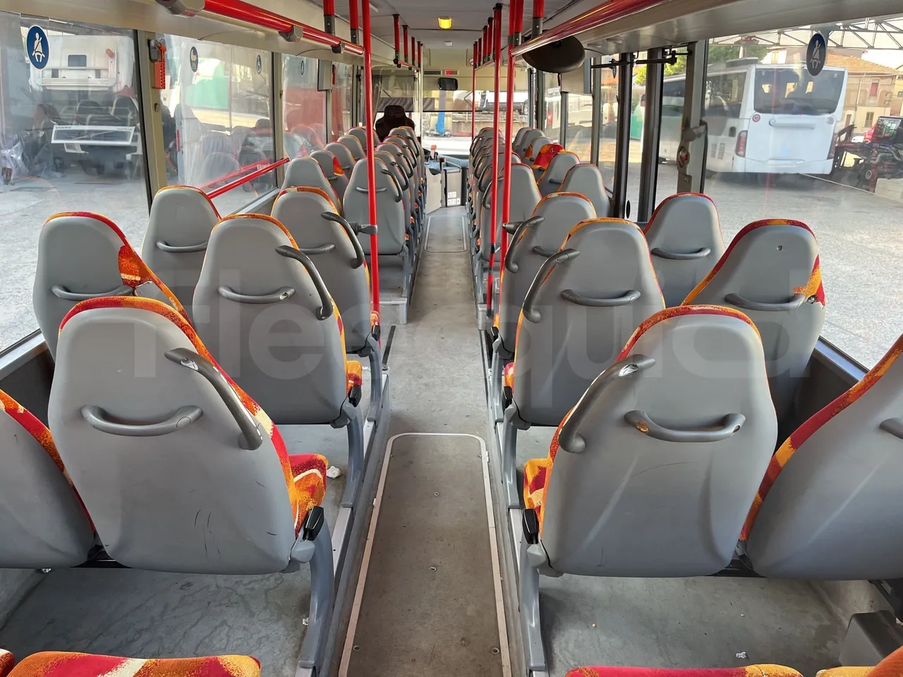 Setra S415 - Forward Seats From Middle Position