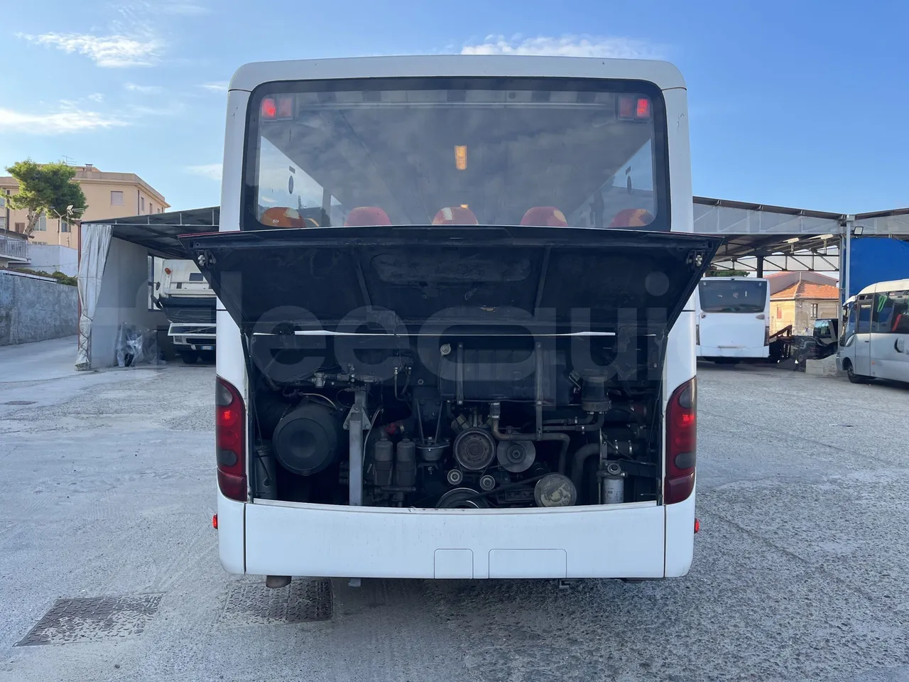 Setra S415 - Rear Hatch Open