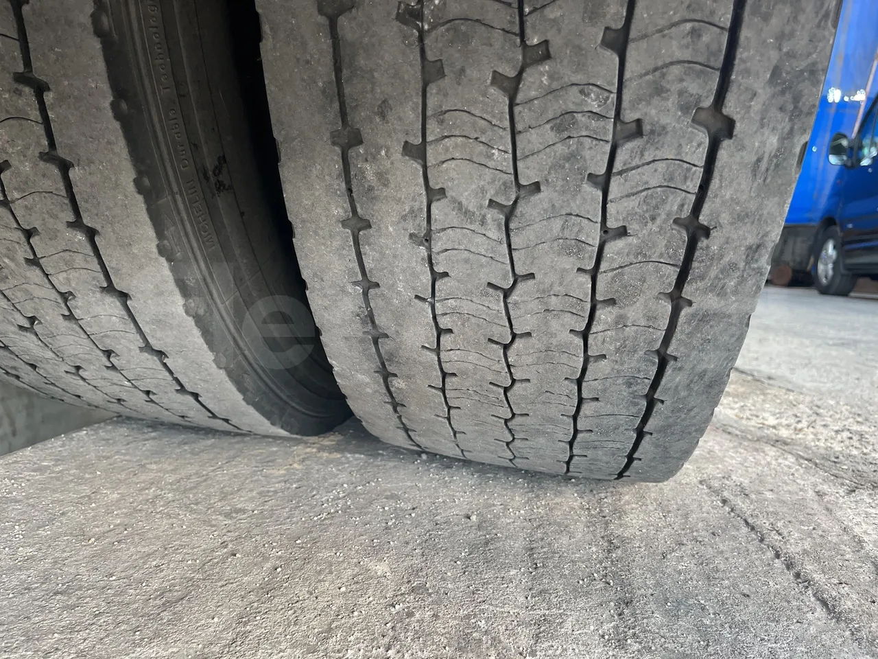 Setra S415 - Second Axle Right Side: Tyre Tread