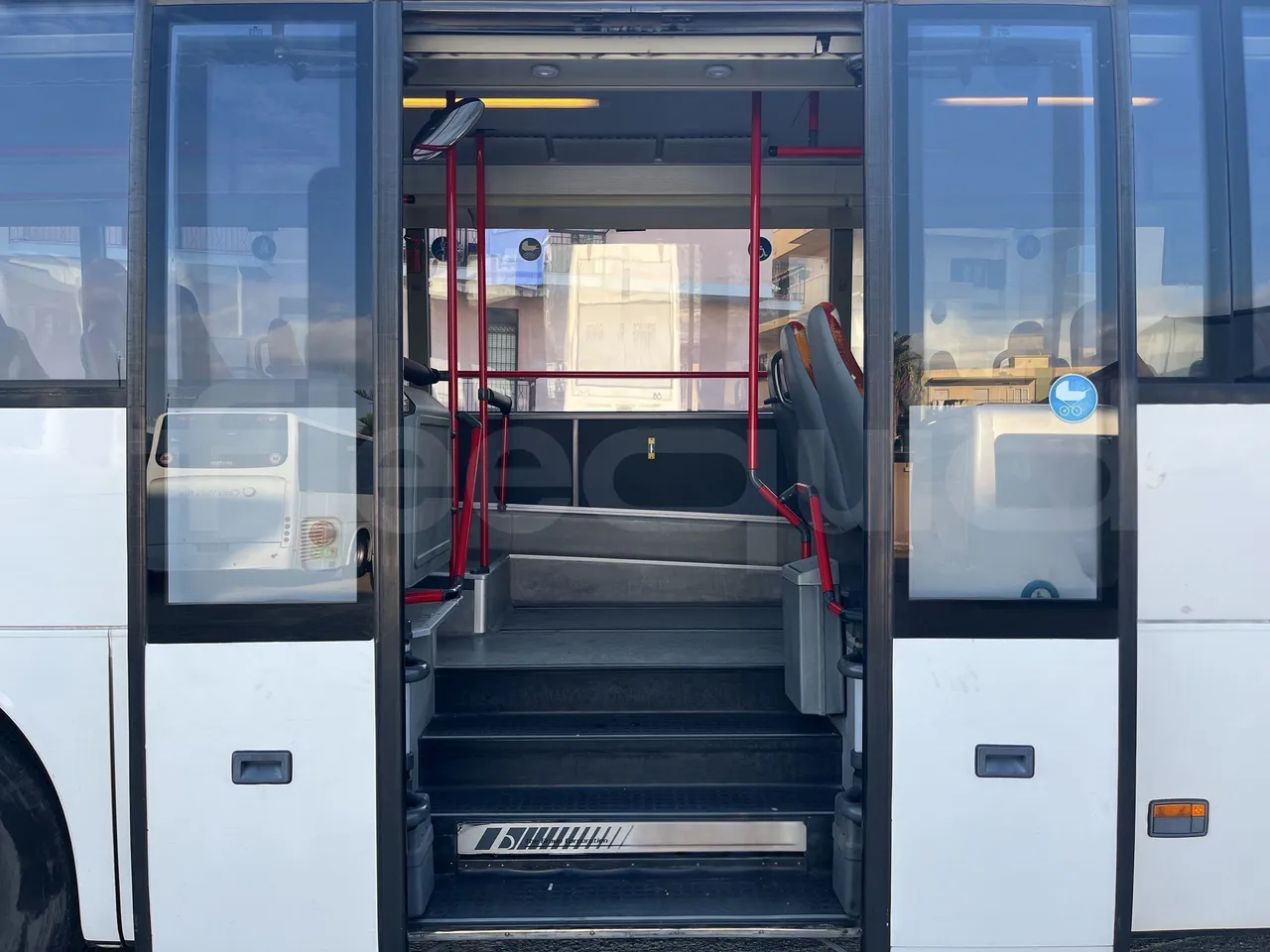 Setra S415 - Right Side Doors Open
