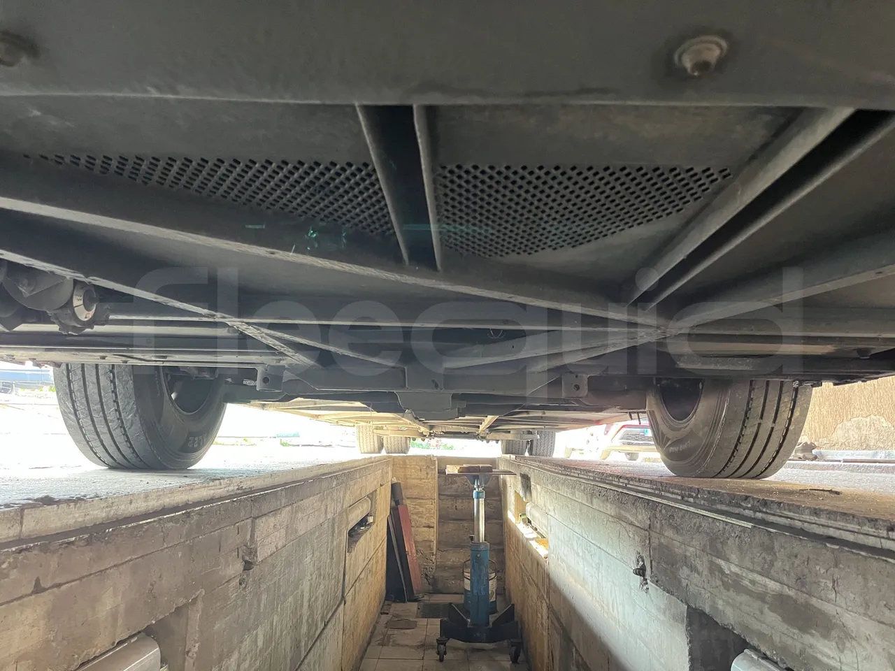 Setra S415 - Front Undercarriage
