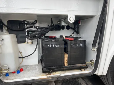 Isuzu Turquoise/Sb QBUS31 - Euro5 - 140kW  - 7.720mt - Image