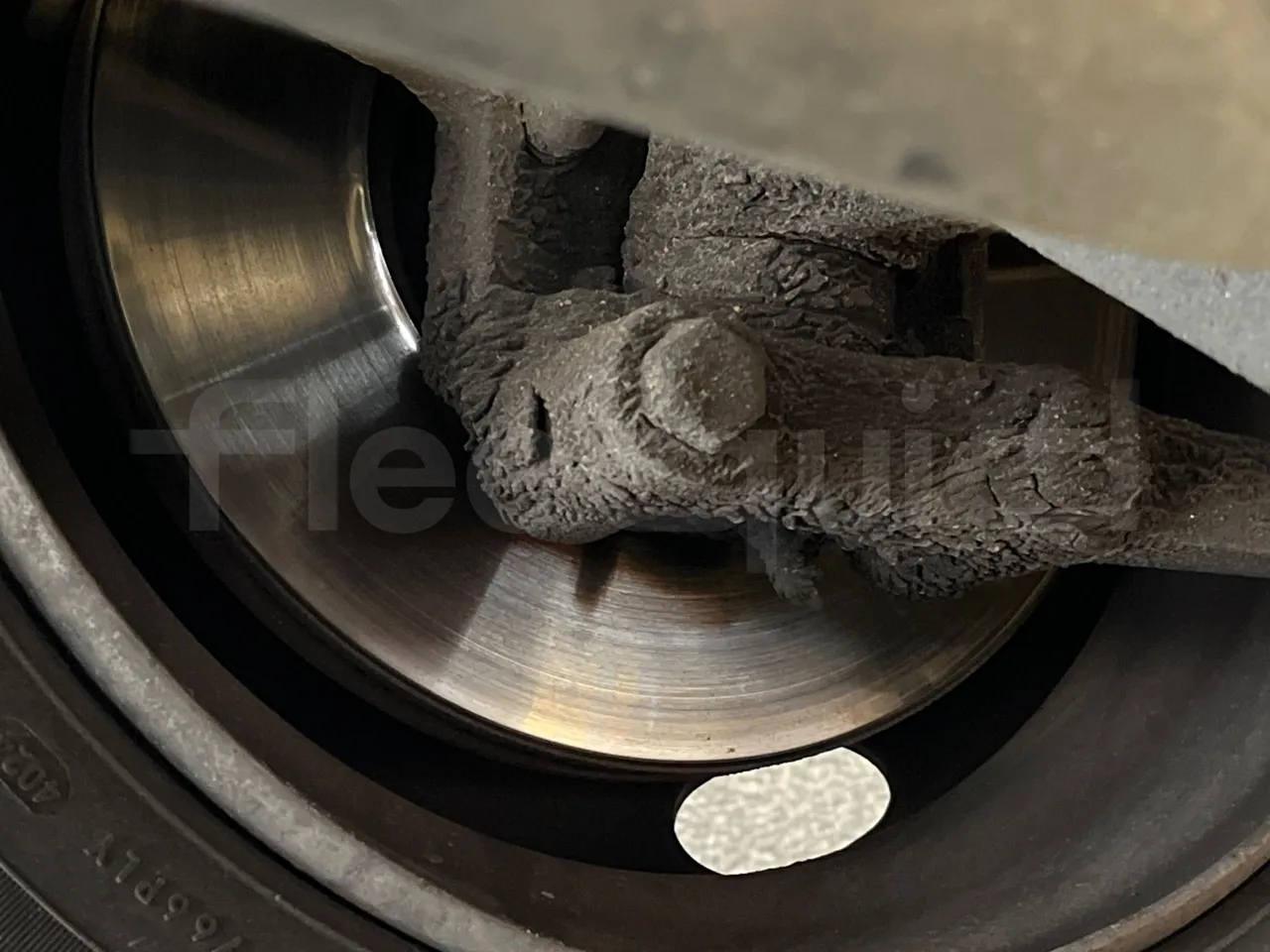 Isuzu Turquoise/Sb QBUS31 - Euro5 - 140kW  - 7.720mt - front discs right