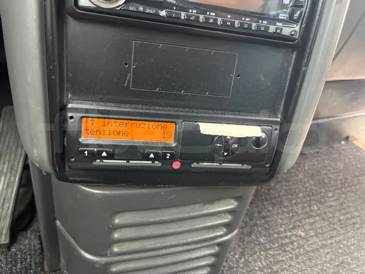 Isuzu Turquoise/Sb QBUS31 - Euro5 - 140kW  - 7.720mt - Tachograph