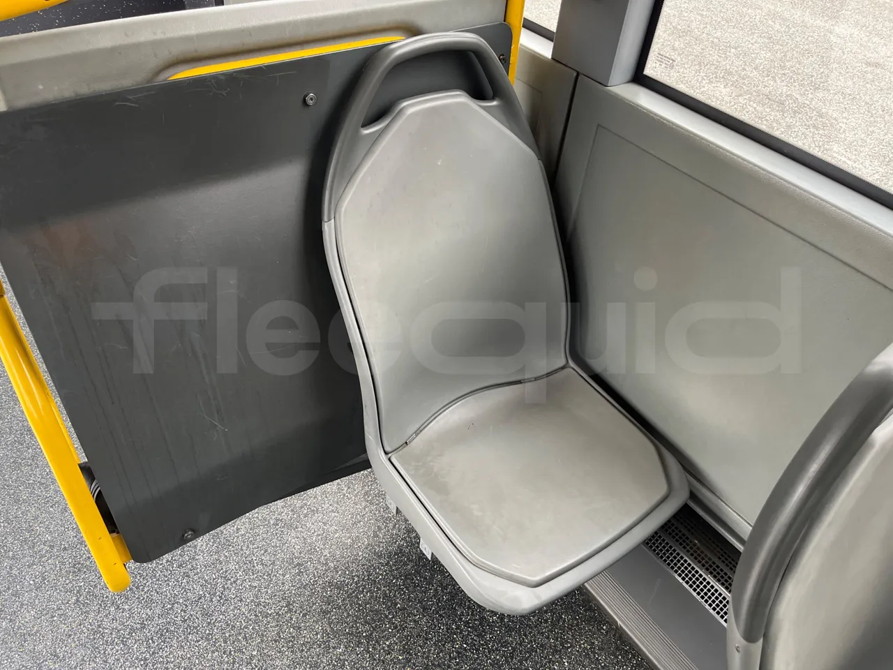 Mercedes-Benz Citaro G 0530 - EUR5 - 260kW - 17.94m - single seat detail