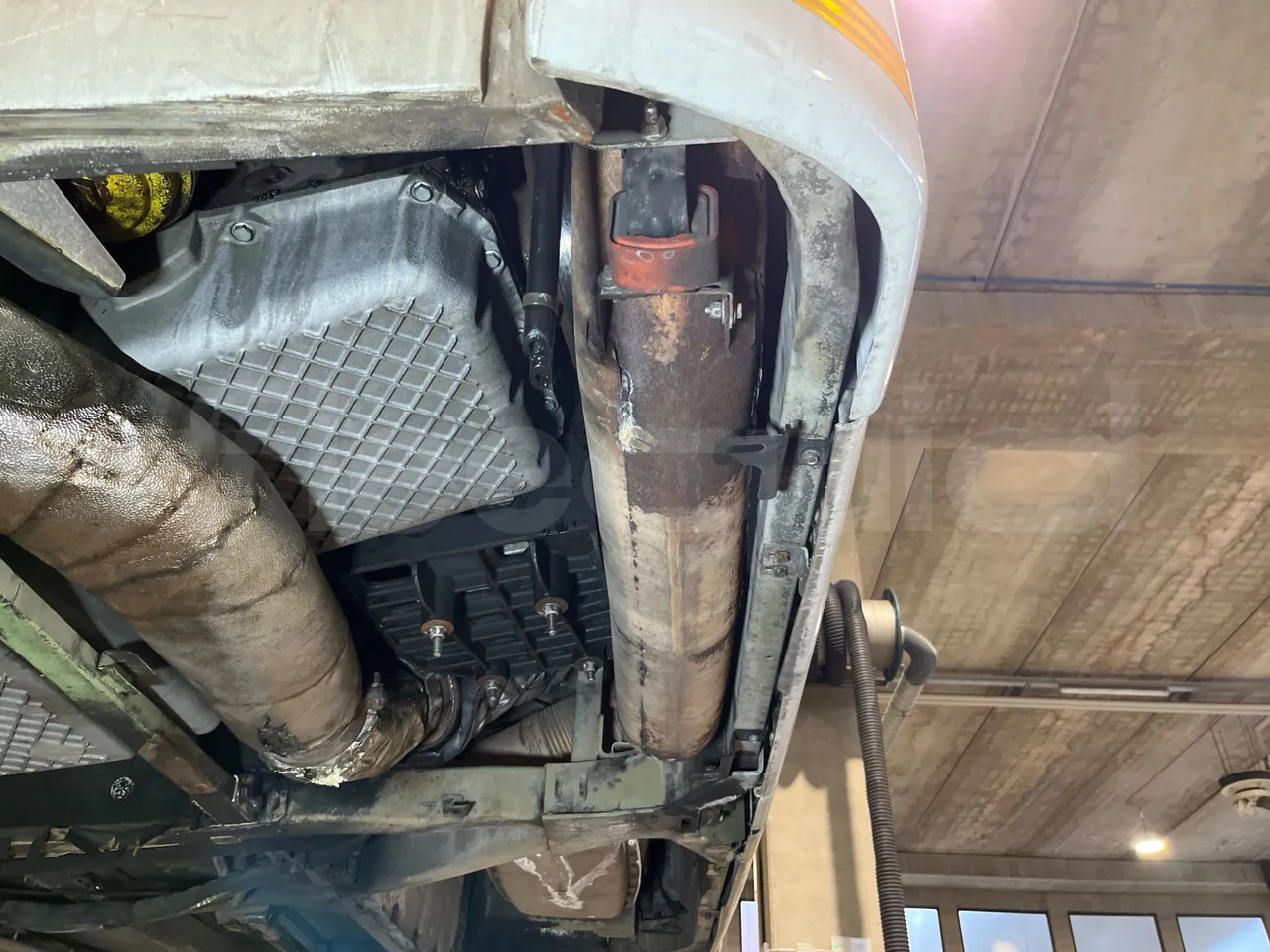 Mercedes-Benz Citaro G 0530 - EUR5 - 260kW - 17.94m - exhaust photo