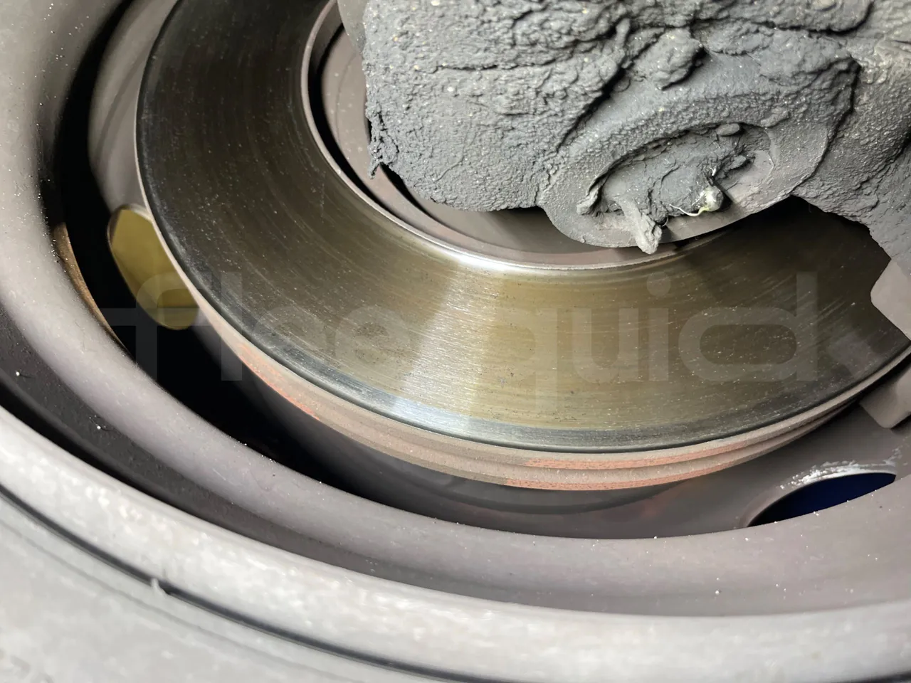 Mercedes-Benz Citaro G 0530 - EUR5 - 260kW - 17.94m - front discs left