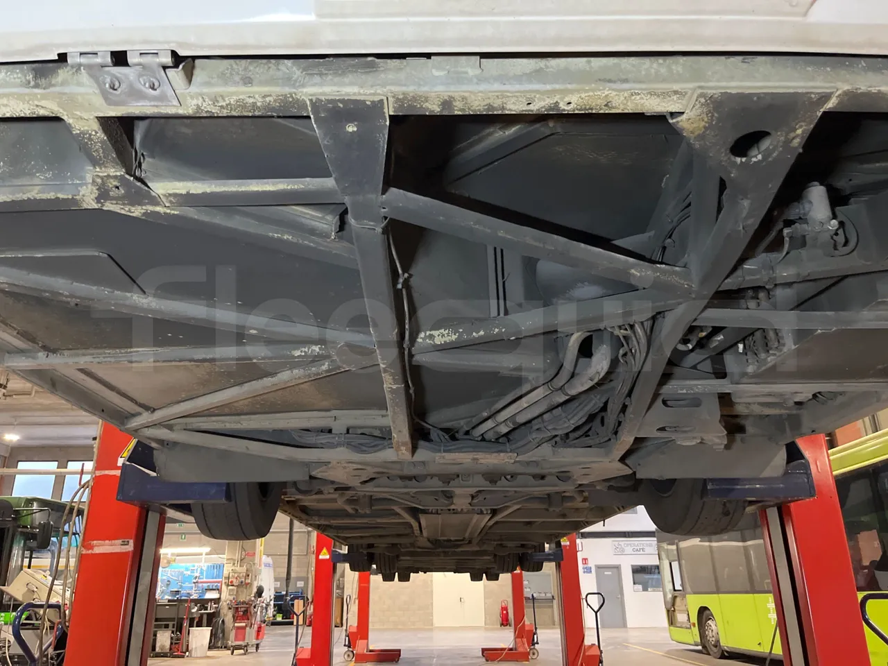 Mercedes-Benz Citaro G 0530 - EUR5 - 260kW - 17.94m - front undercarriage from front