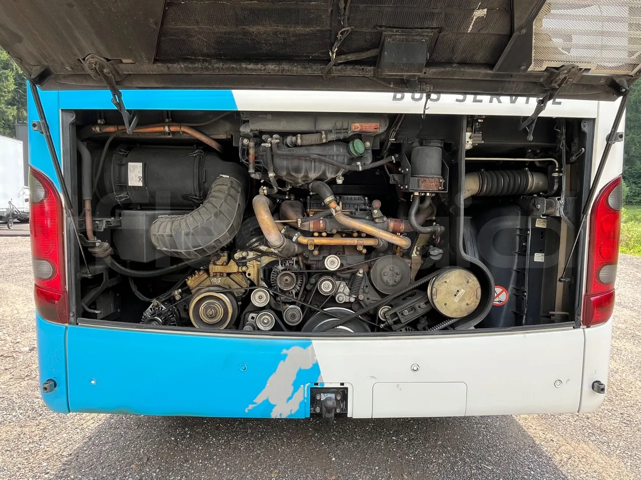 Setra S415 S415 H/ Euro 6 - 265 Kw - 12,260 Mt - air conditioning compressor (mandatory  for bus to scrap)