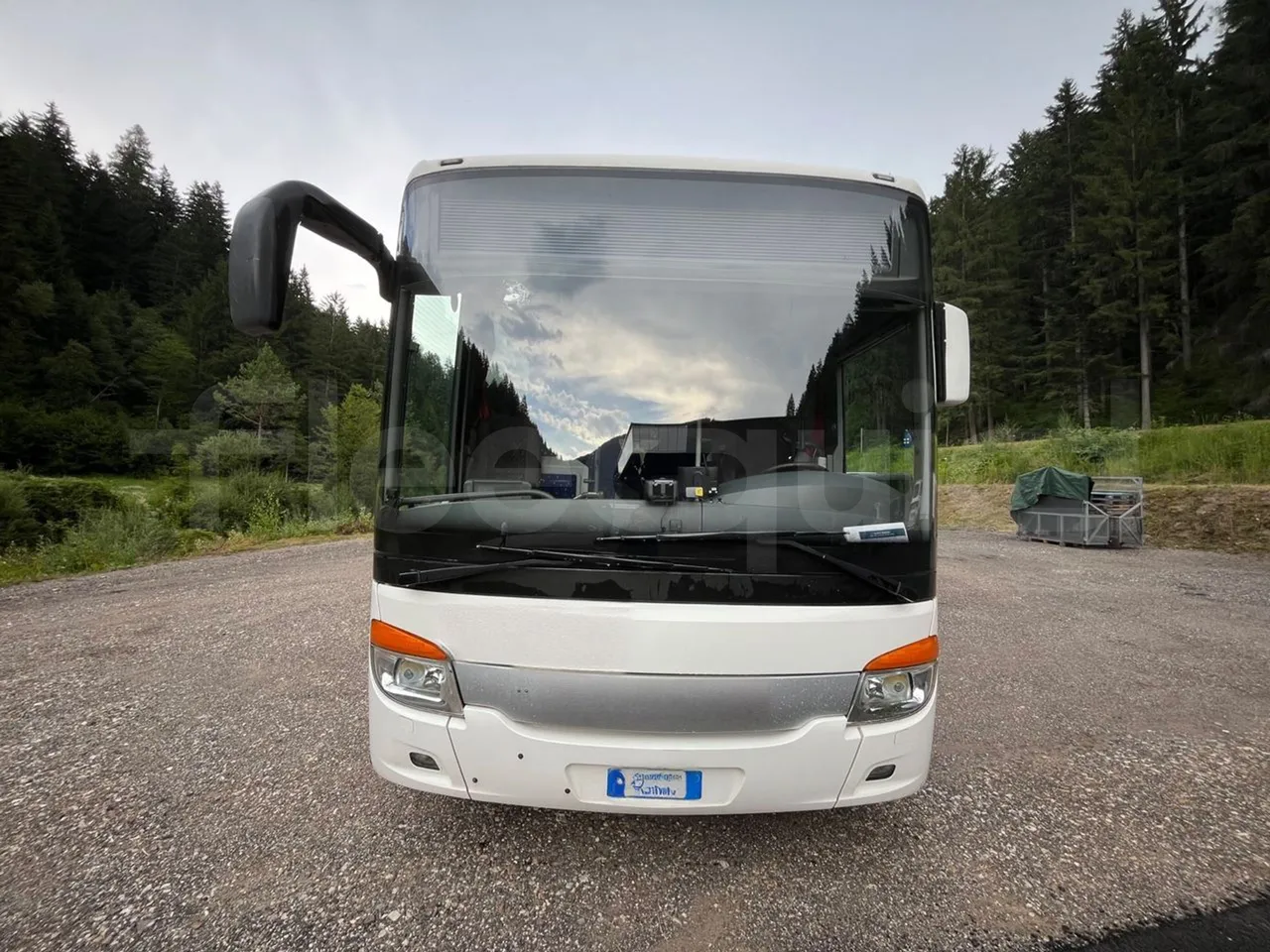 Setra S415 S415 H/ Euro 6 - 265 Kw - 12,260 Mt - front photo