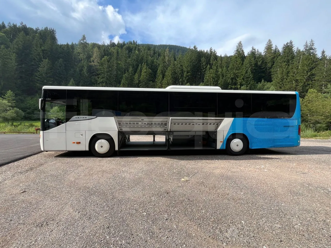 Setra S415 S415 H/ Euro 6 - 265 Kw - 12,260 Mt - luggage rack photo