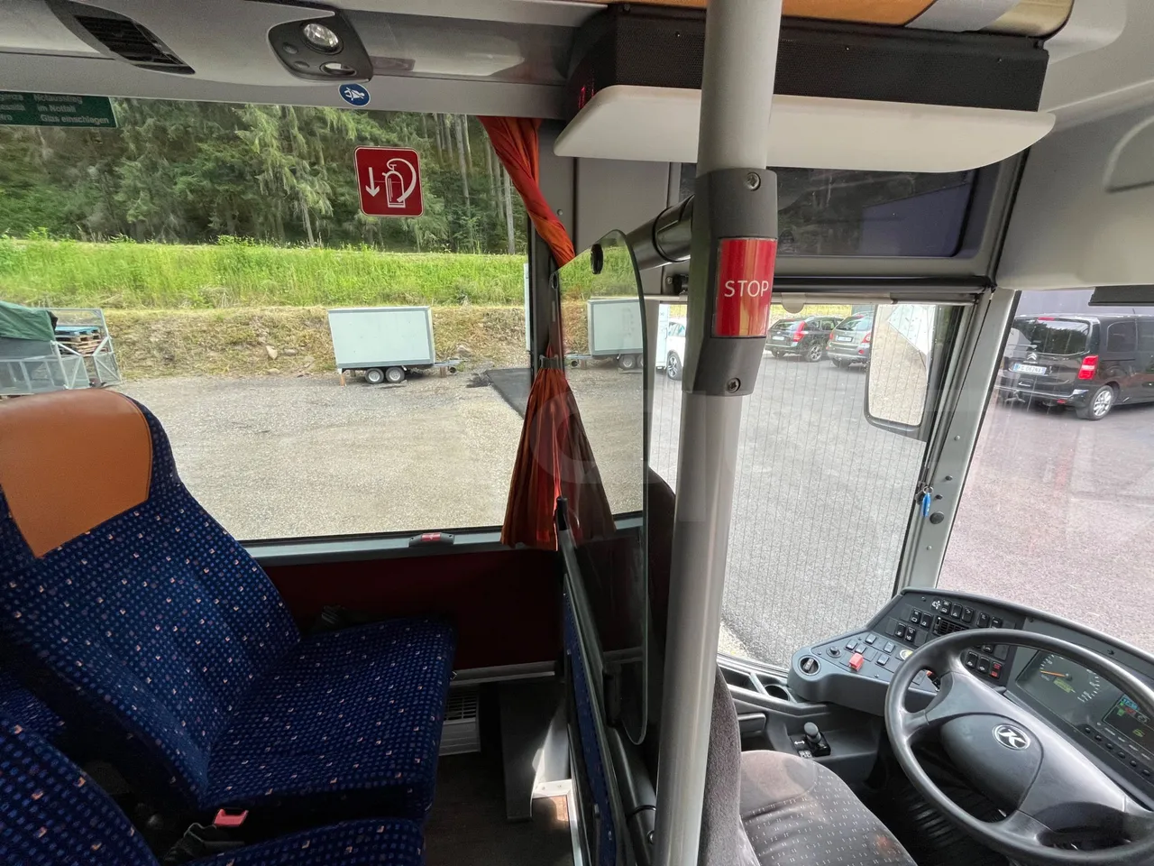 Setra S415 S415 H/ Euro 6 - 265 Kw - 12,260 Mt - monitor detail photo