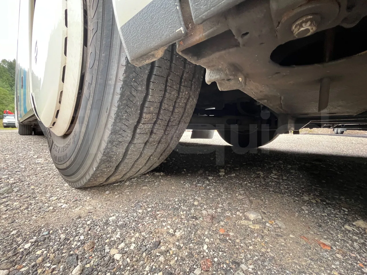 Setra S415 S415 H/ Euro 6 - 265 Kw - 12,260 Mt - tread condition third axle tires right