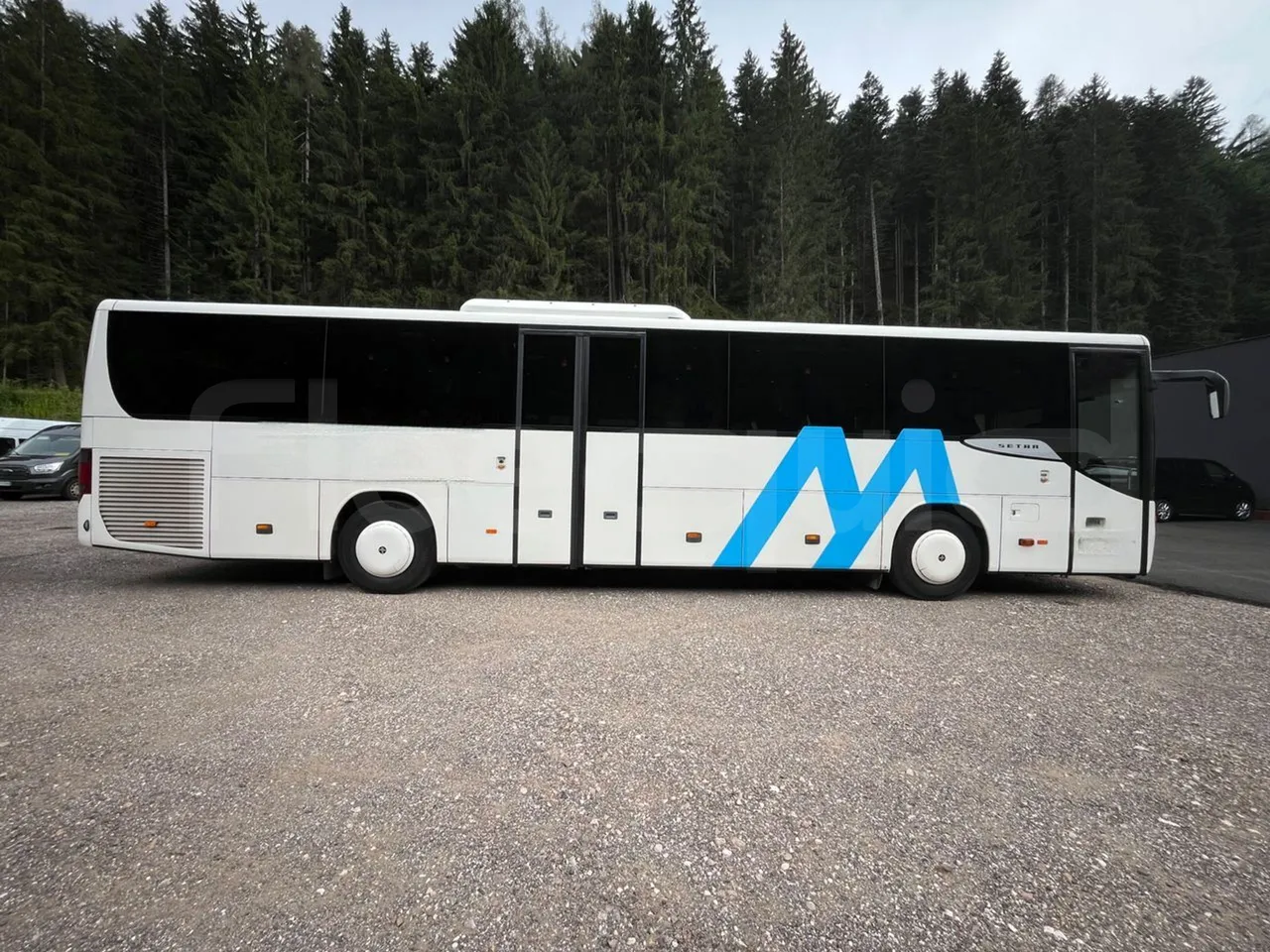 Setra S415 S415 H/ Euro 6 - 265 Kw - 12,260 Mt - right side doors closed