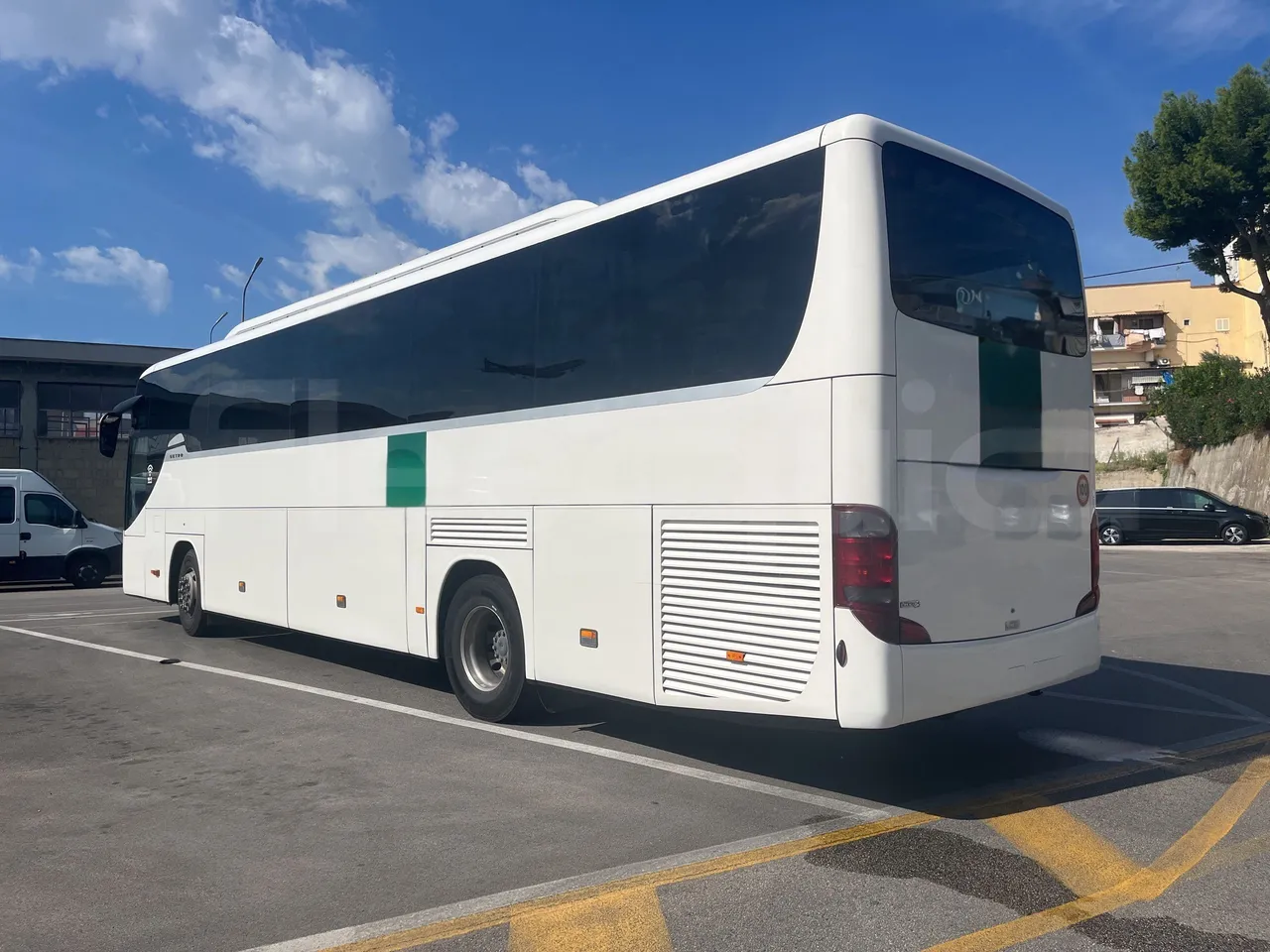 Setra S415 - 3/4 Rear Left Side