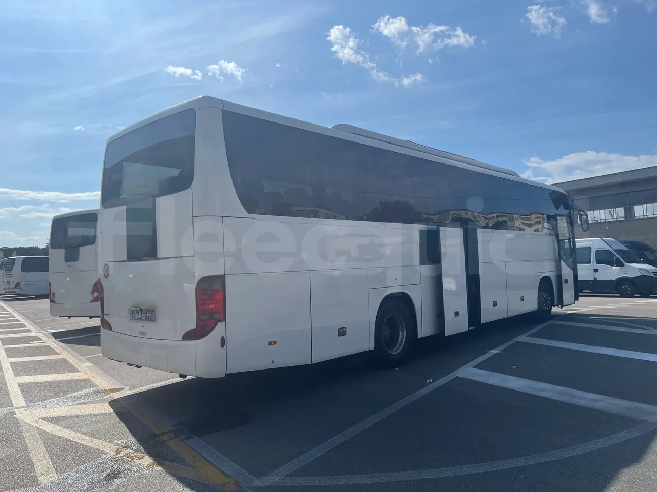 Setra S415 - 3/4 Rear Right Side Doors Open
