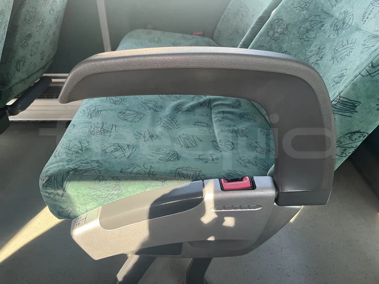 Setra S415 - Armrest