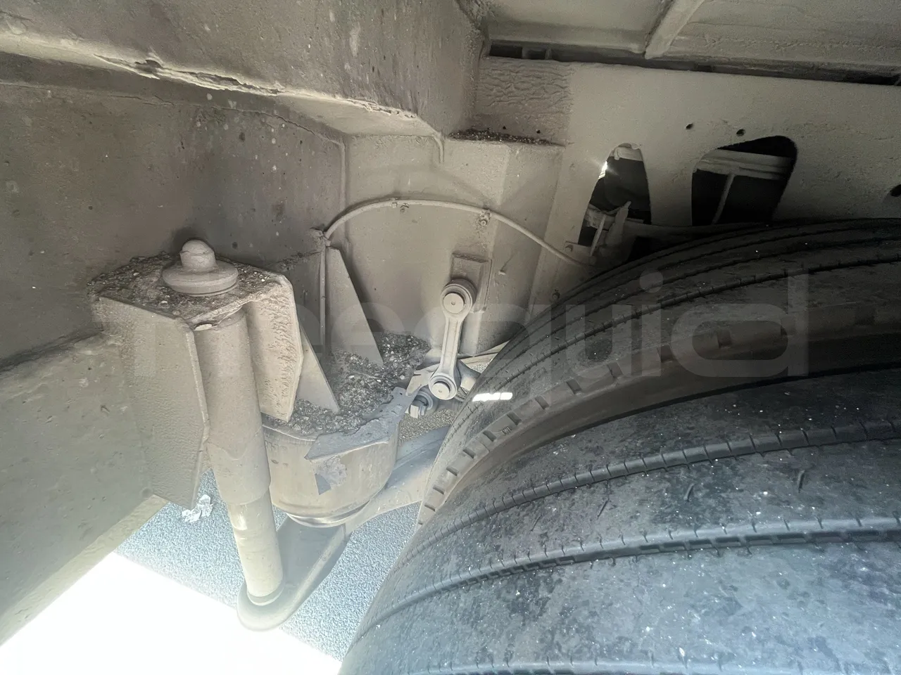 Setra S415 - Second Axle Caliper Brakes Right Side