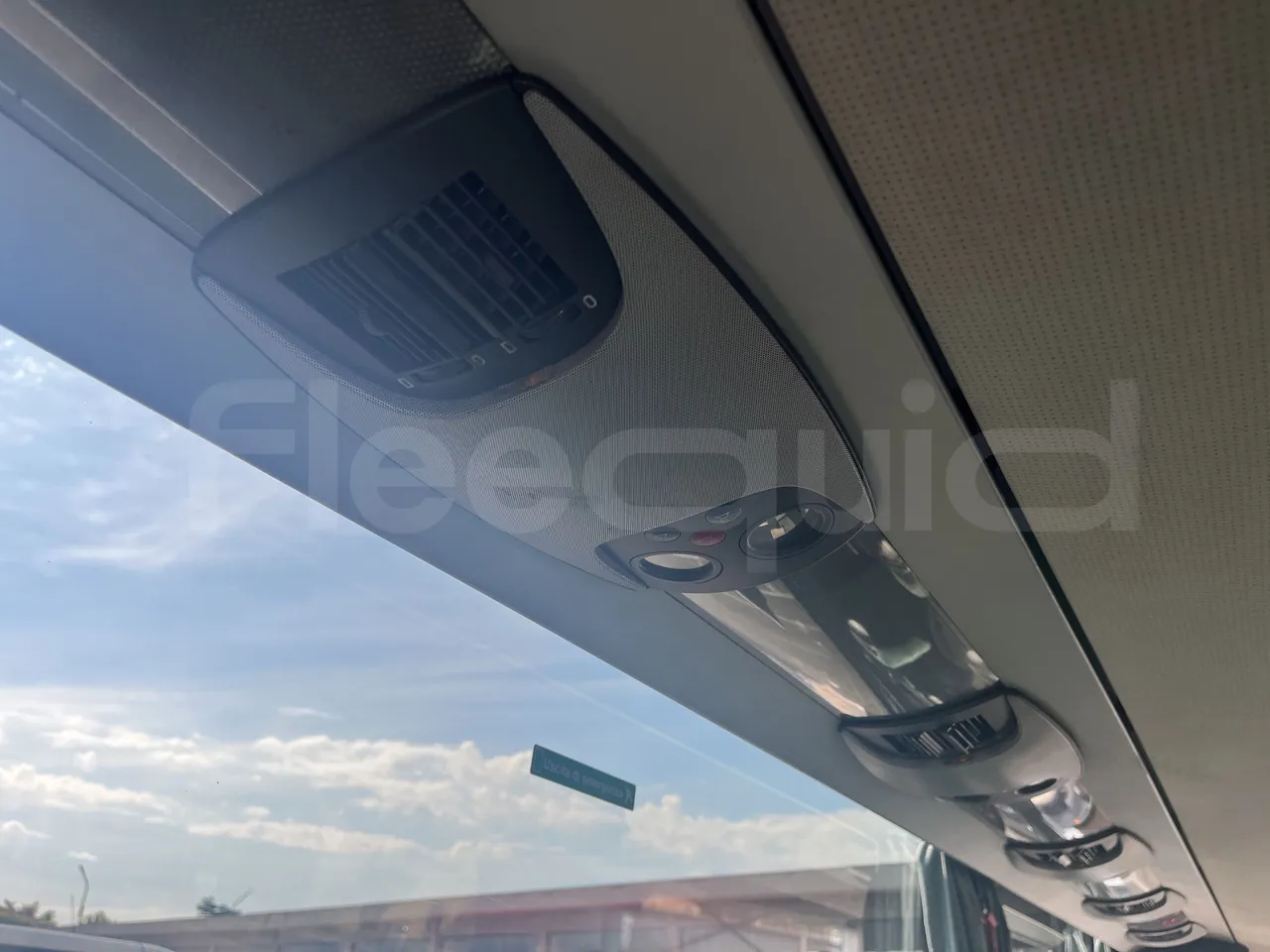 Setra S415 - Usb Charging