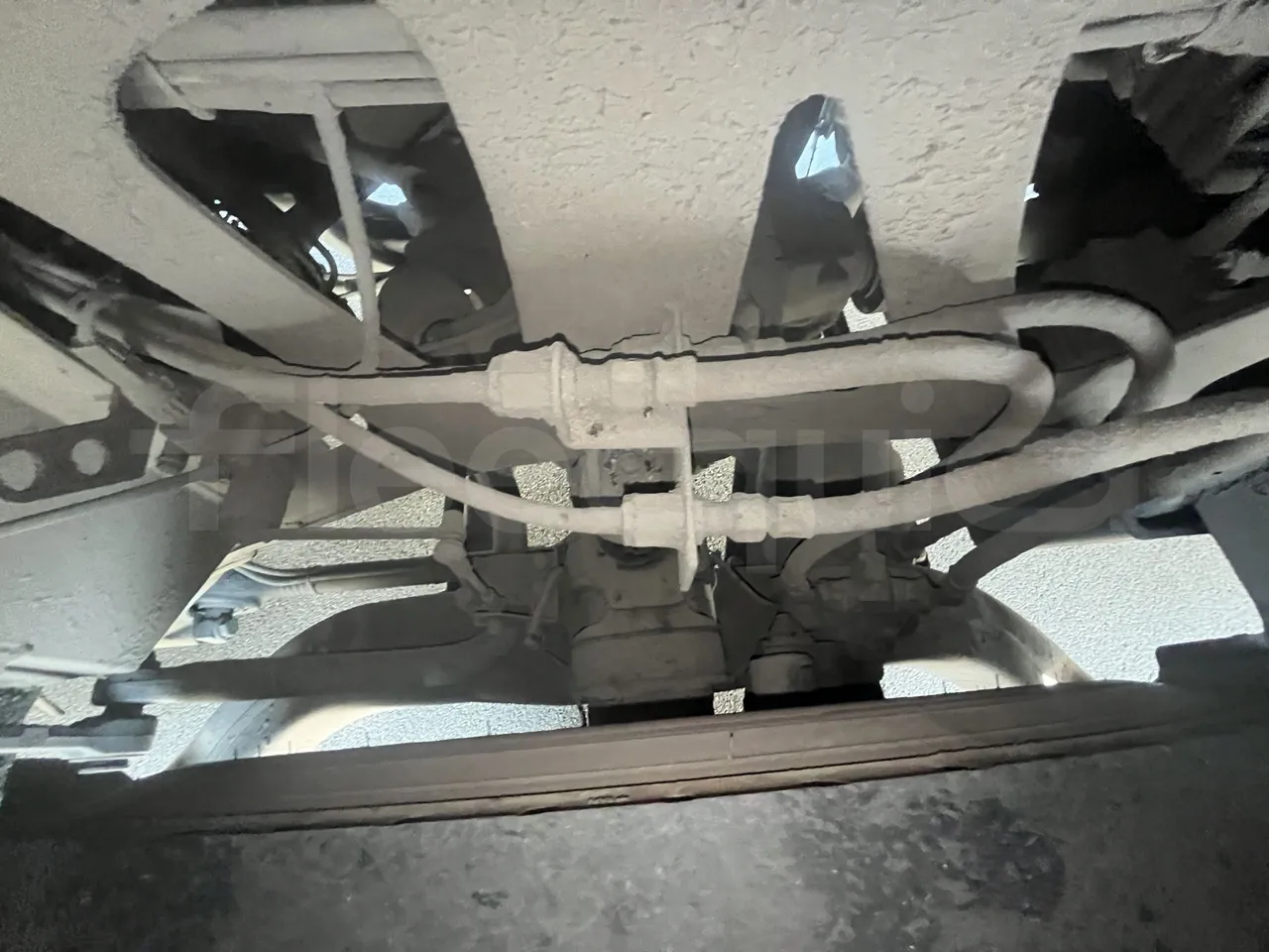 Setra S415 - Second Axle Discs Right Side