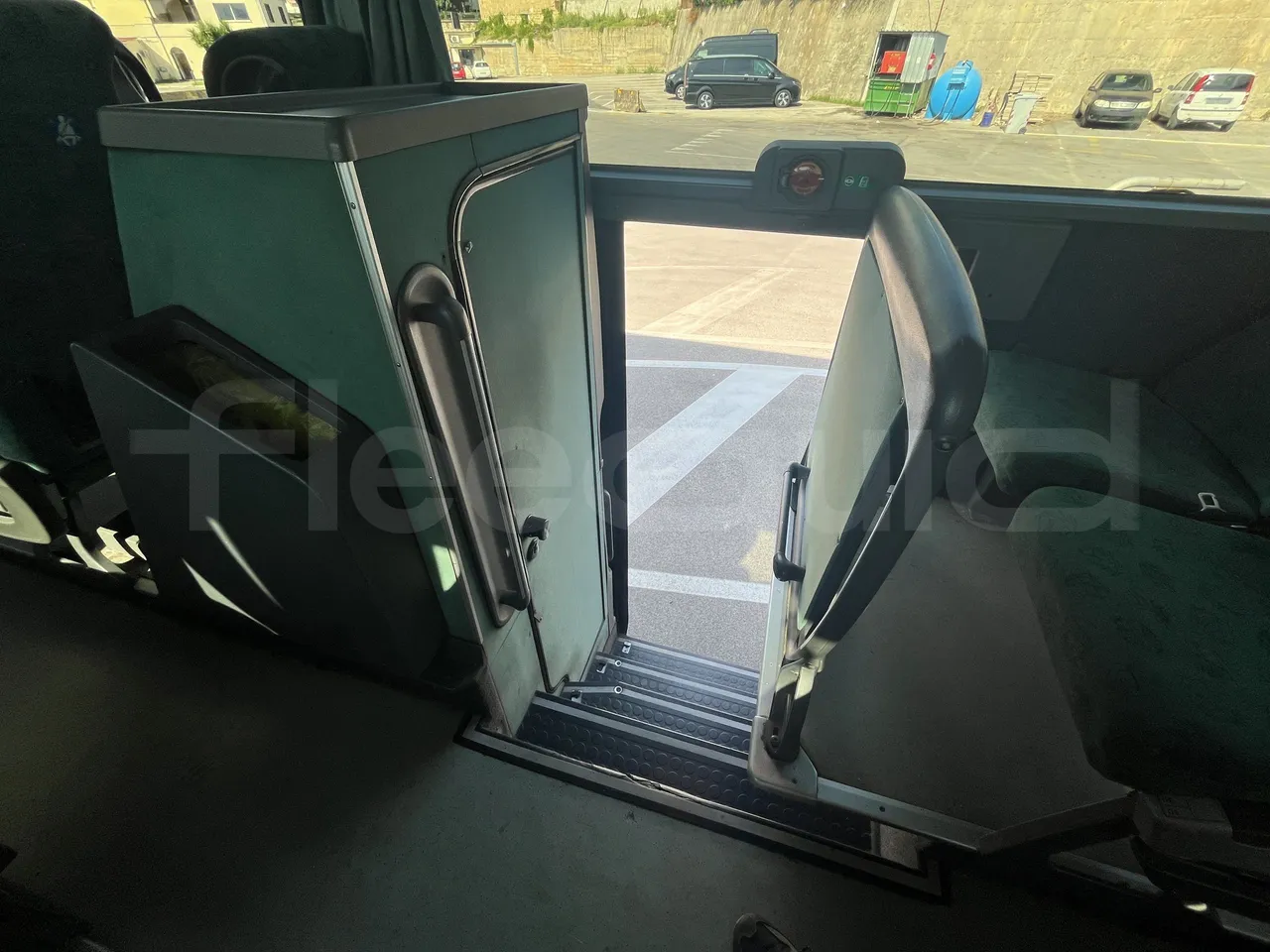 Setra S415 - Roof Hatch 3