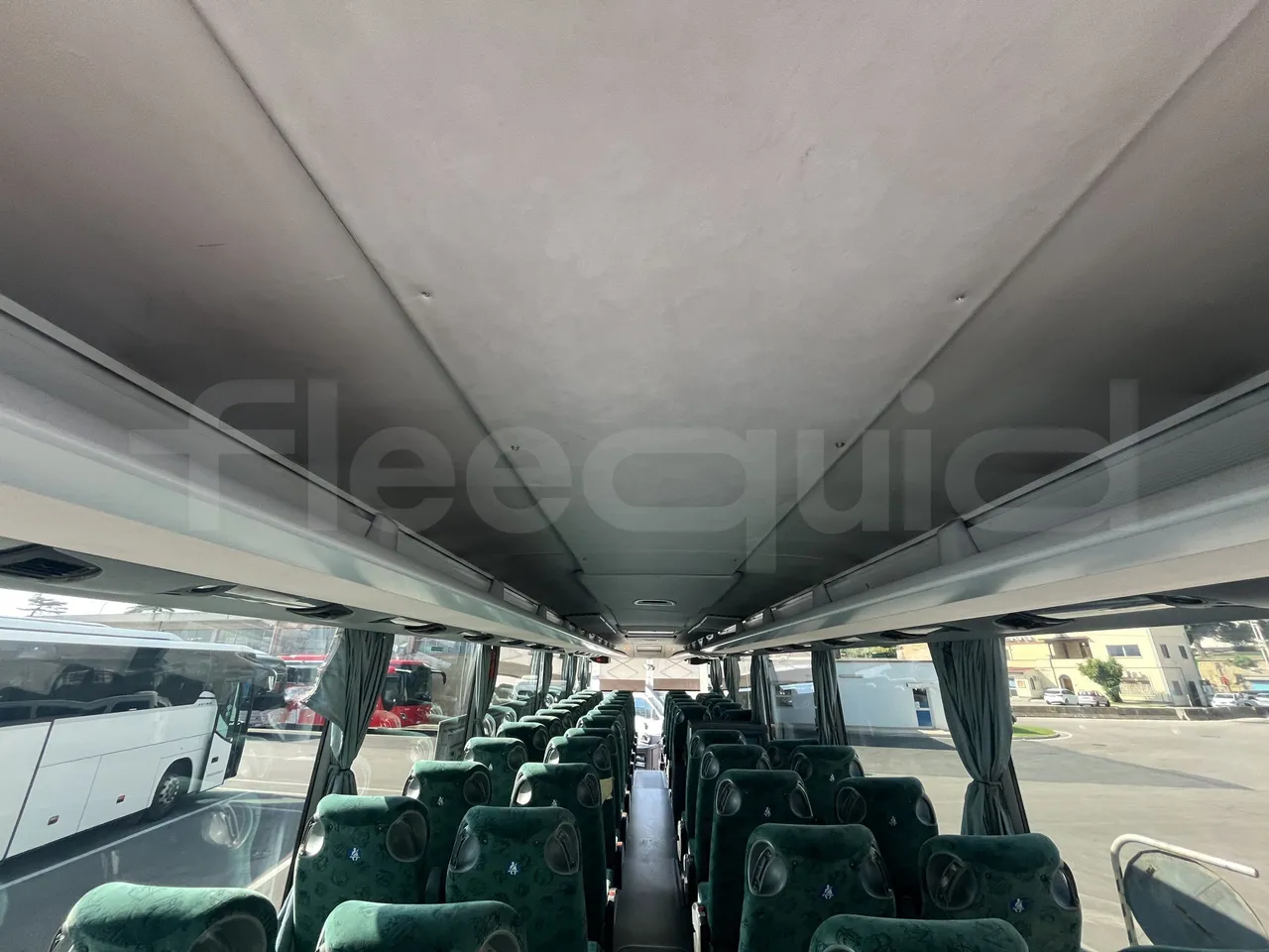 Setra S415 - Overhead Compartments