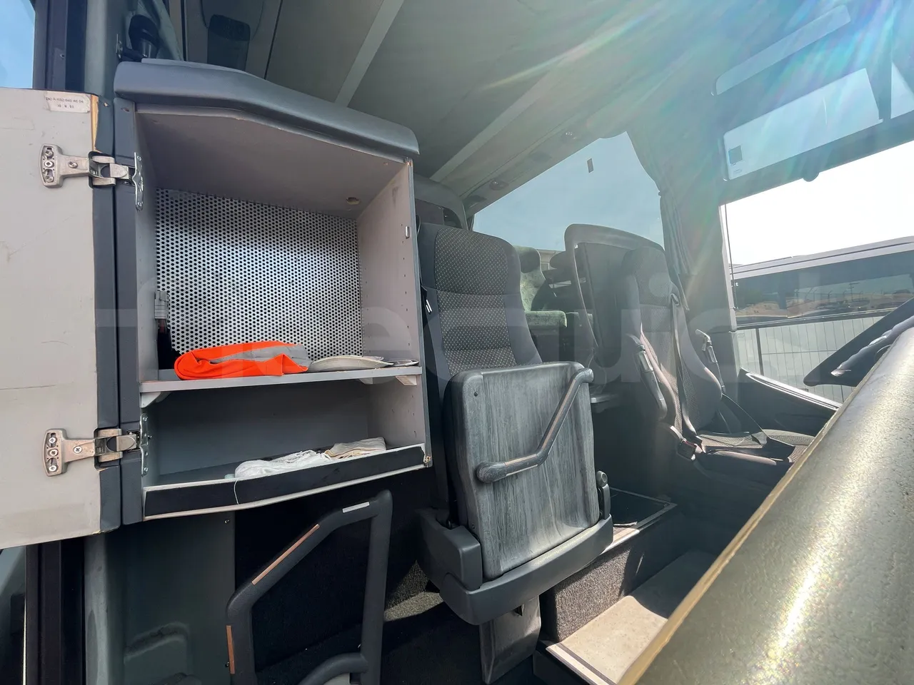 Setra S415 - Hostess Seat