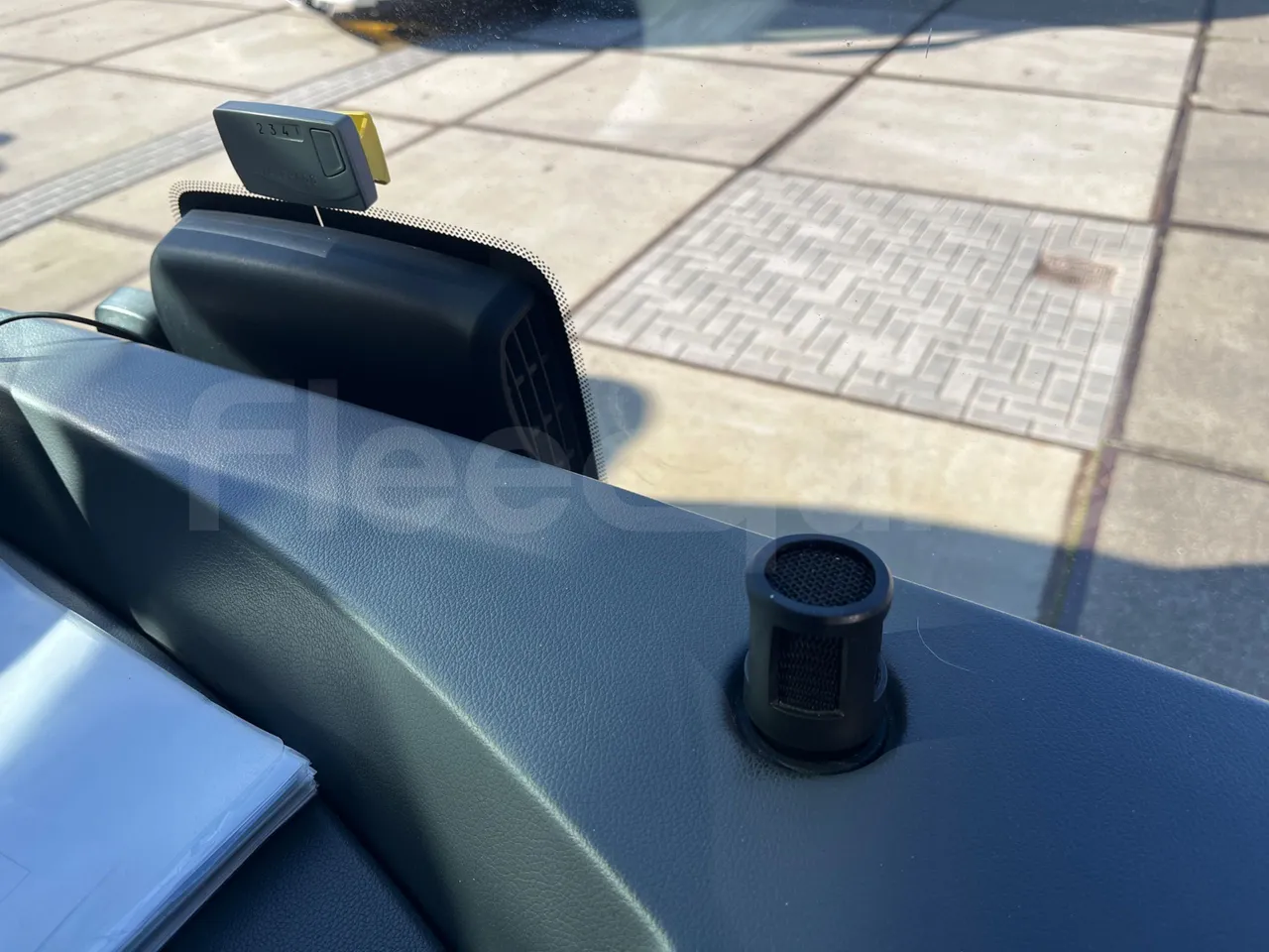 Mercedes-Benz Tourismo RHD L - Euro6 - 315kW - 13.990mt - hostes microphone accessories photo