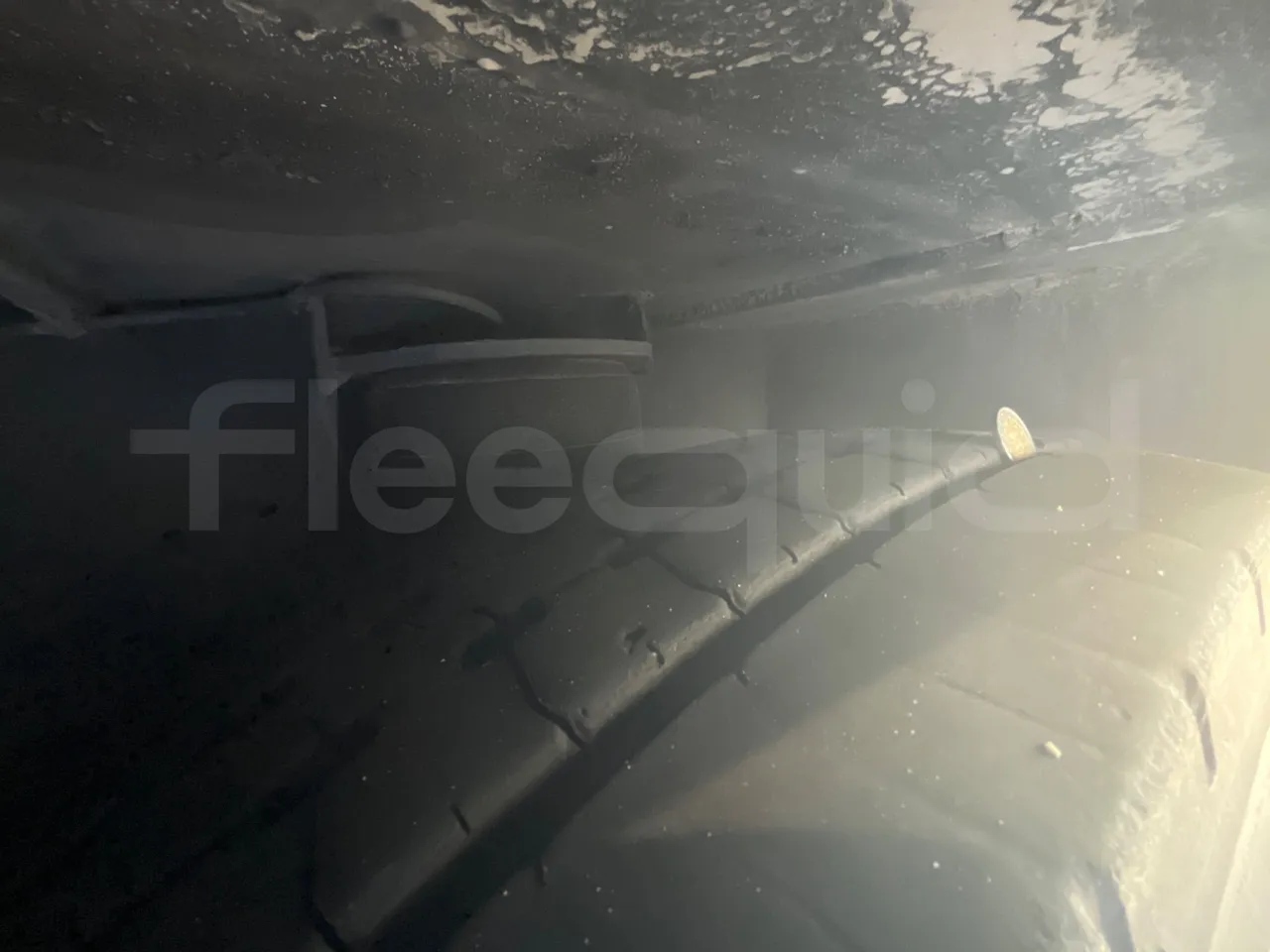 Mercedes-Benz Tourismo RHD L - Euro6 - 315kW - 13.990mt - tread condition front tires right