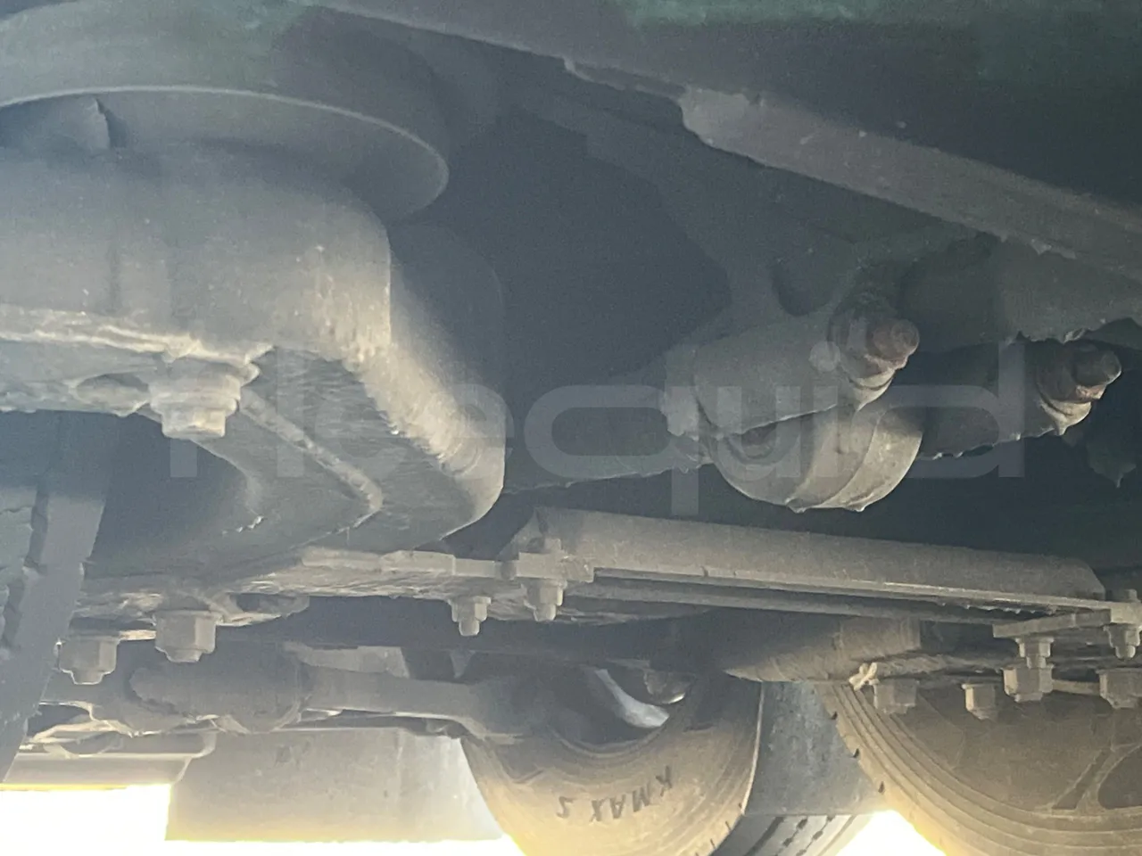 Mercedes-Benz Tourismo RHD L - Euro6 - 315kW - 13.990mt - axel 3 leaf spring left